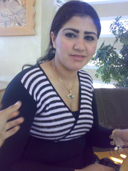 sanaa est superbe mais timide